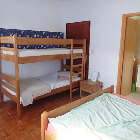 Seline/paklenica Riviera 6833 Apartment *