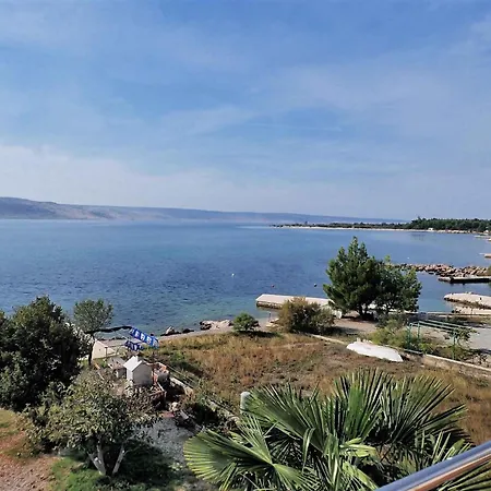 - Paklenica Riviera 6833 * Селине